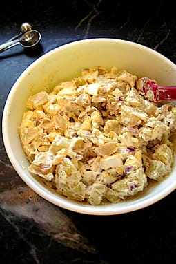 Easy Creamy Potato Salad